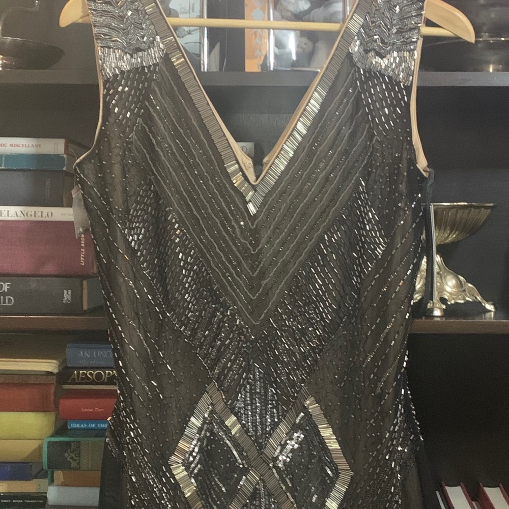 Black beaded body dress. Beautiful & vintage feel - Picture 2 of 6